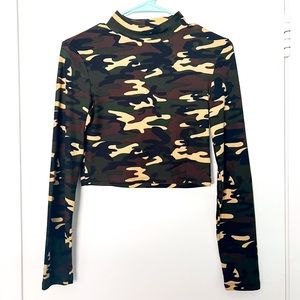feathers Long Sleeve Cropped Camo Mock Neck